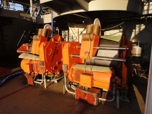 Argano per nave da ricerca - Adria Winch - per cavo ombelicale di ROV / per ricerca oceanografica / con motore elettrico