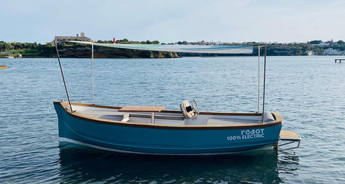 Lancia entrobordo - reBot 5 - reBot Yachts S.L. - elettrica / open / max. 5 persone