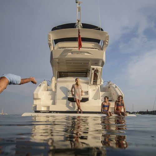 Piattaforma da bagno - PHOENIX MARINE SOLUTIONS - elevatrice / marina / per yacht