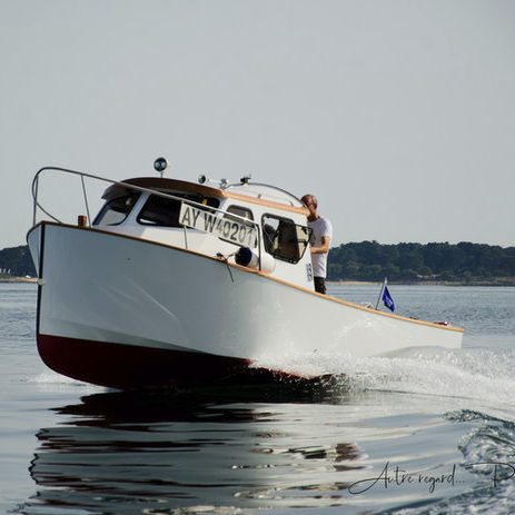 Barca da pesca e diporto entrobordo - Le Colibri - Technologie Marine - con cabina di pilotaggio / in legno / con prendisole
