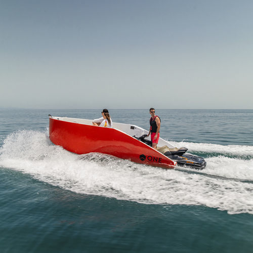 barca open a propulsione tramite jet-ski - ONE WATER TOYS, SL