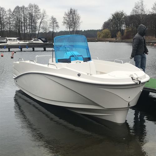 Barca da pesca e diporto fuoribordo - 22 CC - Driftmark Marine - open / con console centrale / in fibra di vetro