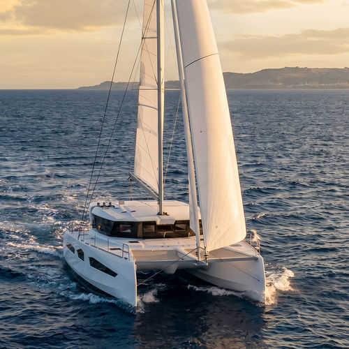 Catamarano - ODISEA 49 - LUXOLOR BOATS - da crociera costiera / con 3 cabine / con 4 cabine