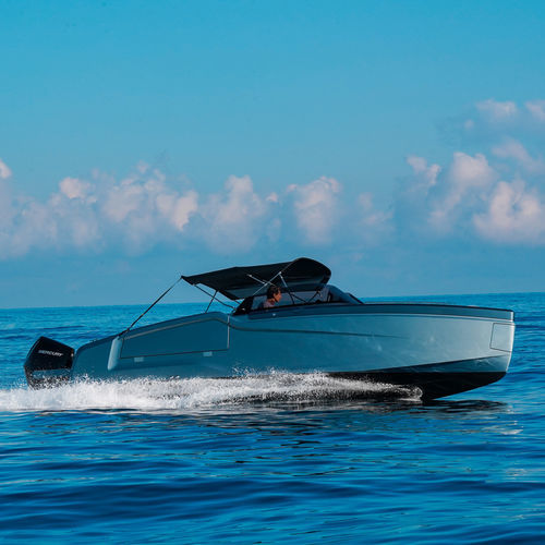 Runabout fuoribordo - WAMA 27 - LUXOLOR BOATS - open / con dual console / con 1 cabina