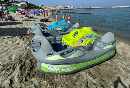 Pedalò cinque posti - Gruppo CNE (CNE srl) - in plastica / verde / giallo