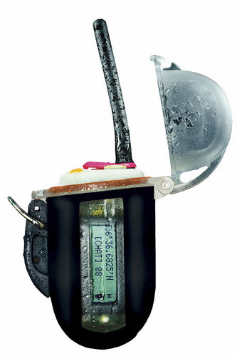 Radio per barca - (Black) Marine Rescue Radio with GPS - Nautilus LifeLine - portatile / VHF / a tenuta stagna