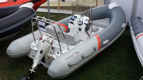 Gommone fuoribordo - Piranha P450 Ocean - Piranha Ribs Ltd - RIB / con console centrale / con roll-bar