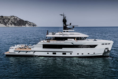 Super-yacht da crociera - FLEXPLORER - Cantiere Delle Marche - explorer / raised pilothouse / con 5 cabine
