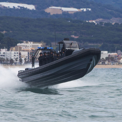 Barca professionale fuoribordo - 1400 STEALTH RFB - ARESA SHIPYARD - GRP / gommone semirigido