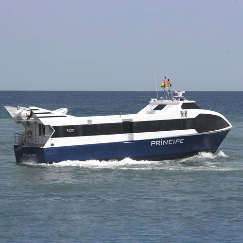 Barca professionale battello turistico - 2600 - ARESA SHIPYARD - entrobordo / GRP