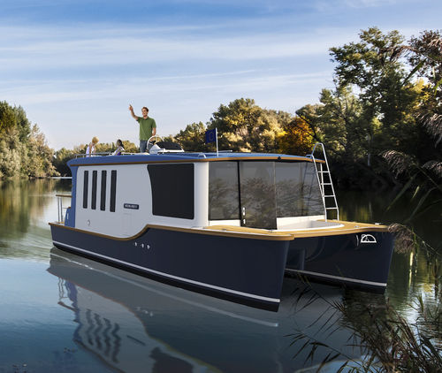 Cabinato catamarano - KRONLAND II - Bader Hausboot - fuoribordo / con scafo dislocante / con fly
