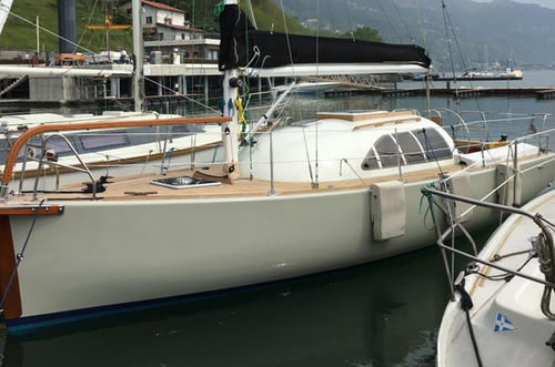 Barca a vela da crociera - BALLESTRON 8.50 - Colombo Leopoldo  - in legno / con bompresso