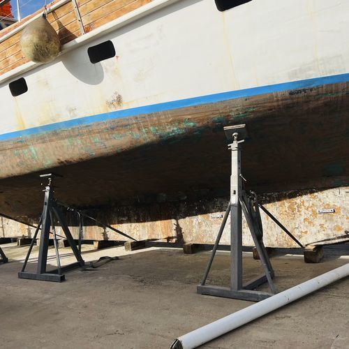Invaso per barca a motore - CIF Ton.20 o Ton. 30 o Ton. 50 h. 8/12 - Naval Tecno Sud - per barca a vela / a inclinazione fissa