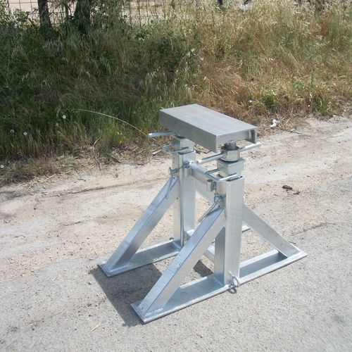 Tacco per barca a motore - TAR2T 03 h. 10/15 - Naval Tecno Sud - regolabile / per chiglia / galvanizzato