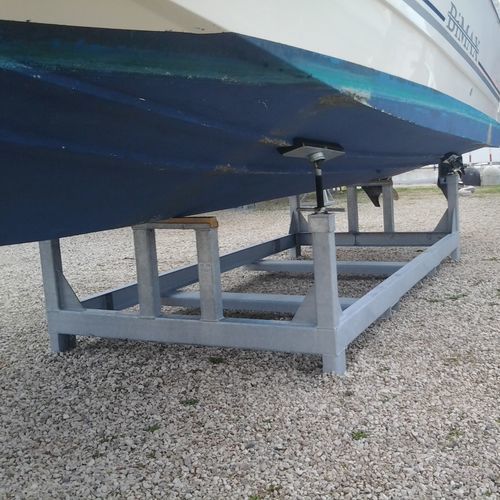 Invaso per barca a motore - SE Sella per barca a motore Ton. 5 - Naval Tecno Sud - regolabile / 4 punti di carico / fisso
