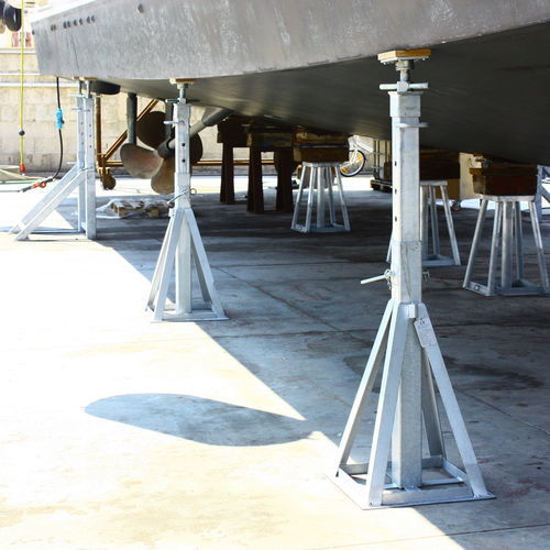 Puntello per barca - CV Ton.30 o Ton.50 h. 16/25 - Naval Tecno Sud - regolabile