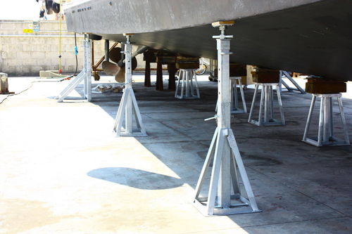 Puntello per barca - CV Ton.30 o Ton.50 h. 08/12 - Naval Tecno Sud - regolabile / fisso