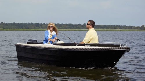 Runabout fuoribordo - Admiral 420 - Admiral Boats S.A. - elettrico / con dual console / max. 6 persone