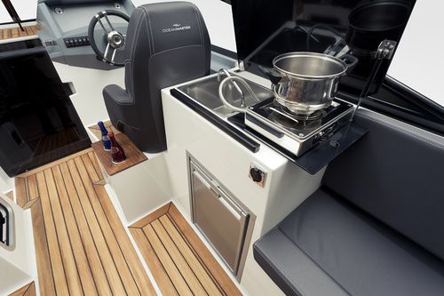 Cabin-cruiser entrobordo - 720 - Admiral Boats S.A. - open / max. 8 persone / con prendisole