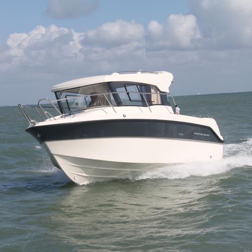 Barca da pesca e diporto fuoribordo - 660 Weekend - Parker Poland - con cabina di pilotaggio / max. 7 persone / max. 6 persone