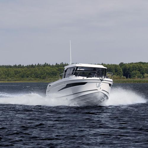 Cabin-cruiser fuoribordo - 920 EXPLORER - Parker Poland - con cabina di pilotaggio / per ponte in tek