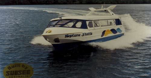 Barca professionale battello turistico - TRANSIT SHUTTLE - English Engineering - entrobordo