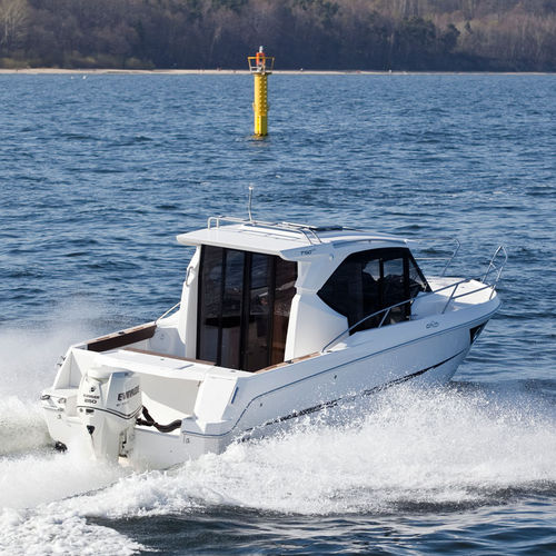 Cabin-cruiser fuoribordo - 750 - Galia Boats - hard-top / con cabina di pilotaggio / da pesca sportiva
