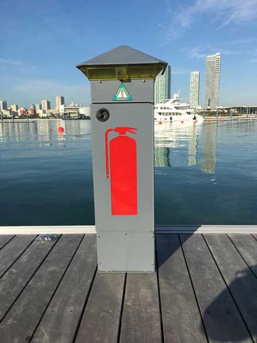 Colonnina antincendio - FS1020 - Marina Electrical Equipment - con illuminazione incorporata / per pontile / in acciaio inossidabile