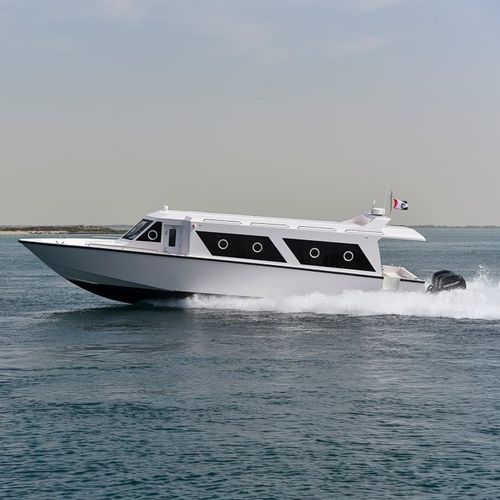 Barca professionale barca per trasporto passeggeri - Touring 48 Lounge - SMART OWN - fuoribordo / GRP