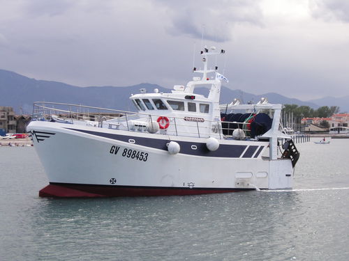 Peschereccio a strascico - TALISMAN - MARTINEZ CONSTRUCTIONS NAVALES - entrobordo / diesel / in poliestere