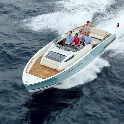 Cabinato entrobordo - CHASE 34 - Cormate - fuoribordo / diesel / bimotore