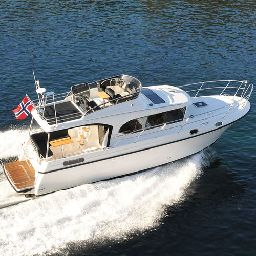 Cabinato entrobordo - 1030 Sunbridge - Viknes - con scafo semiplanante / con fly / max. 8 persone