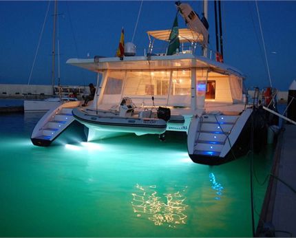 Luci LED Subacquee Con Telecomando - 4 Lampade RGB Impermeabili IP68 Per Piscina, Feste E Decorazioni