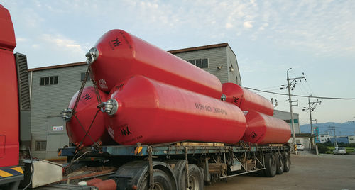 Parabordi per porto - YFF - YMI Corporation - per banchina / cilindrico / rosso