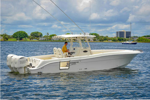 Barca open fuoribordo - 3400 CC - HydraSports Custom Boats - trimotore / con T-top