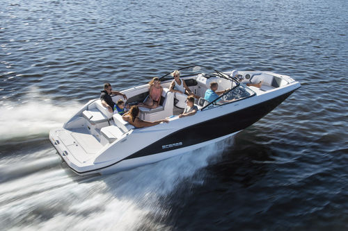 Runabout entrobordo - 255 G - Scarab/Rec Boat Holdings - bow-rider / con dual console / max. 13 persone