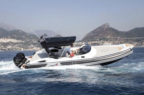 Gommone fuoribordo - VESEVUS 35 FB - MVMARINE SRL  - bimotore / semirigido / open