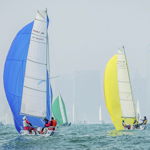Barca a vela con chiglia da regata - 19R - Fareast Boats - da regata / con bompresso