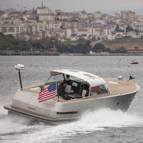 Cabinato entrofuoribordo - X40 - Reliant Yachts - open / con dual console / con 1 cabina
