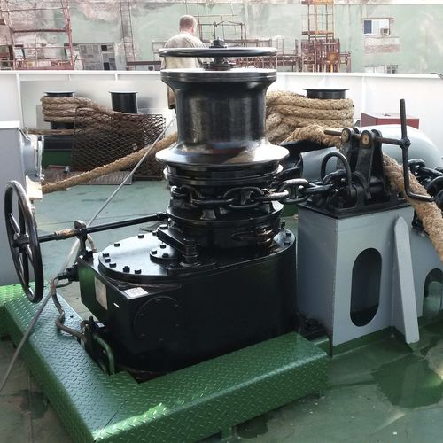 Verricello per nave - CW - YMV CRANE AND WINCH SYSTEMS - per rimorchiatore / per barca a vela / elettrico