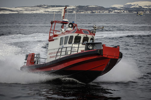 Barca professionale motobarcapompa - ALUSAFE 1150 FIFI - Maritime Partner AS - entrobordo / in alluminio