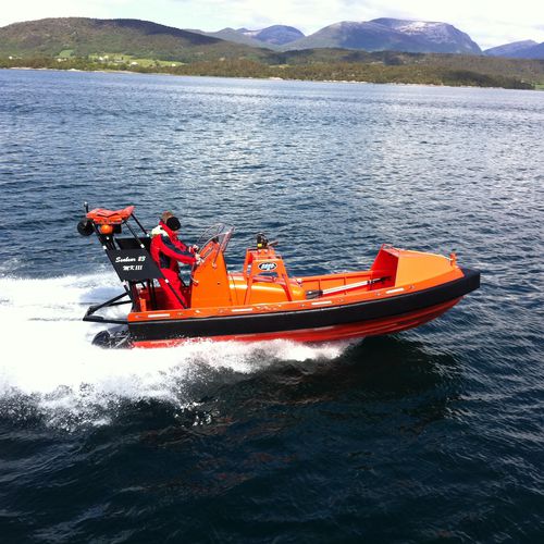 Barca professionale barca di servizio offshore - SEABEAR 23 MK II - Maritime Partner AS - entrobordo a idrogetto / in alluminio / RIB