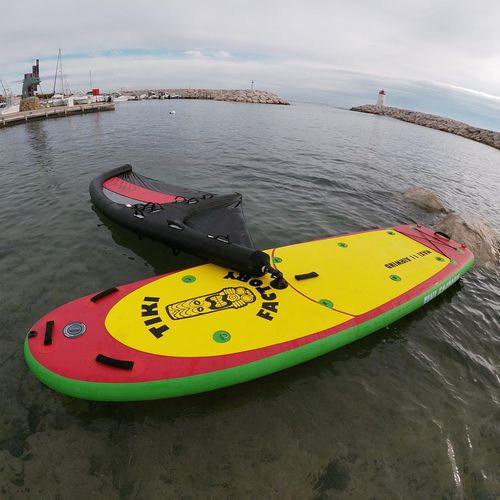 Standup paddle gonfiabile AIRWIND MAXI 11 TIKI FACTORY per acqua