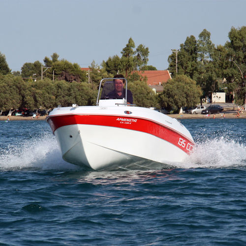 Barca open fuoribordo - 135cc - Compass Boats - con console centrale / da pesca sportiva / max. 4 persone
