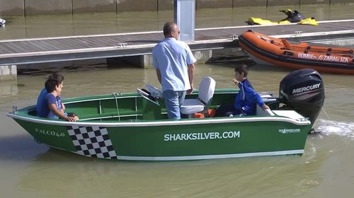 Barca open fuoribordo - FALCO - SHARKSILVER ALUMINIUM BOATS - con console centrale / in alluminio / 4 posti