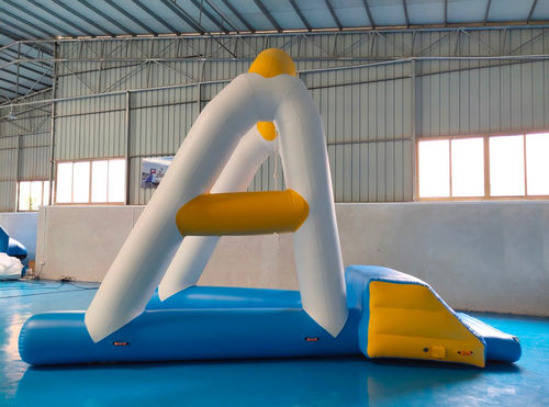 Gioco acquatico altalene - ROPE SWING - Hydrofun LTD - per base turistica sportiva / gonfiabile