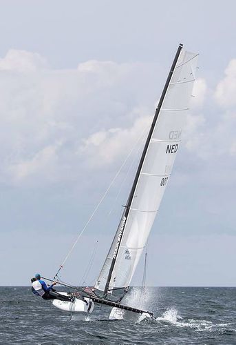 Catamarano sportivo da regata - Mystere ESPADON 18 - Voile Sansoucy - per due persone / Formula 18