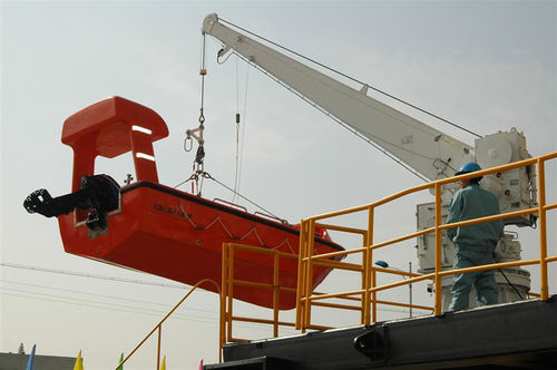 Gruetta per scialuppe di salvataggio - Single Arm - Chongqing Guanheng Technology & Development - per nave / idraulica