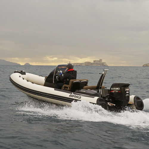 Gommone fuoribordo - EAGLE 6 - Brig U.S.A. LLC - semirigido / con console laterale / sportivo