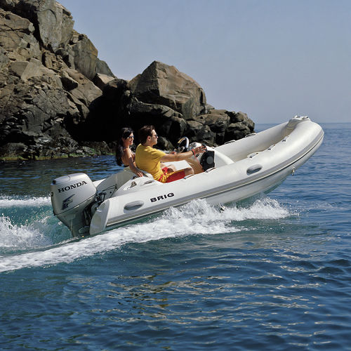 Gommone fuoribordo - E380 - Brig U.S.A. LLC - semirigido / con console laterale / max. 5 persone